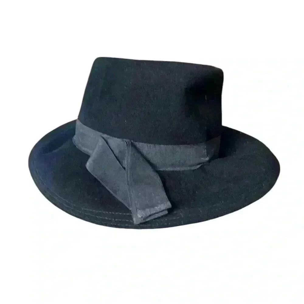 Vintage TNLee Neumann Endler 100% Wool Black Hat Union made USA. Good condition
